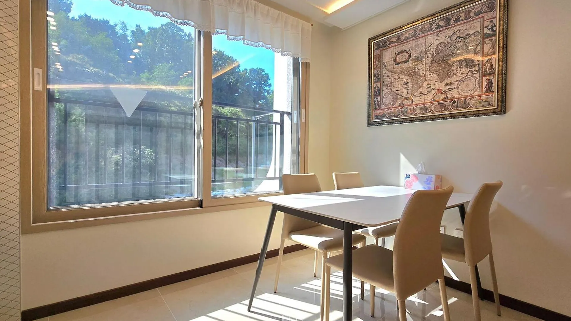 Incheon Airport Guesthouse L